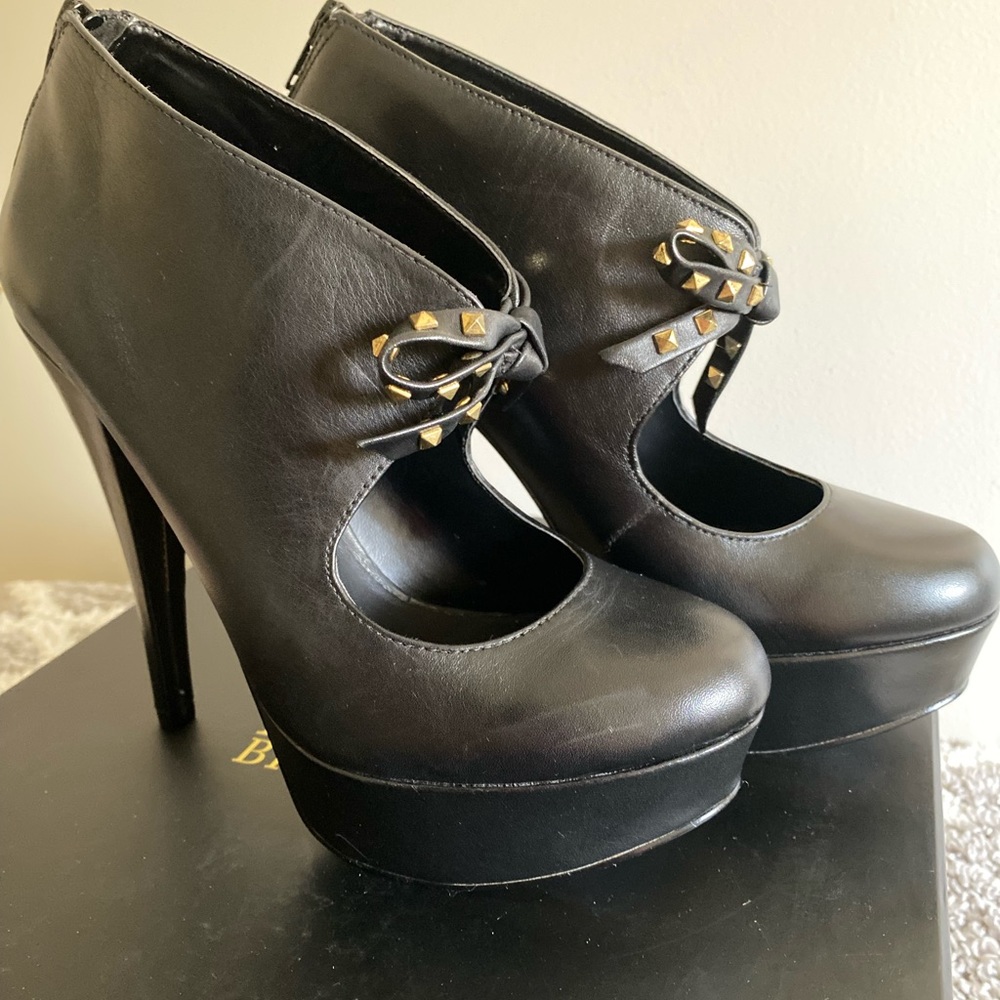 Truth or Dare by Madonna black Leather Booties